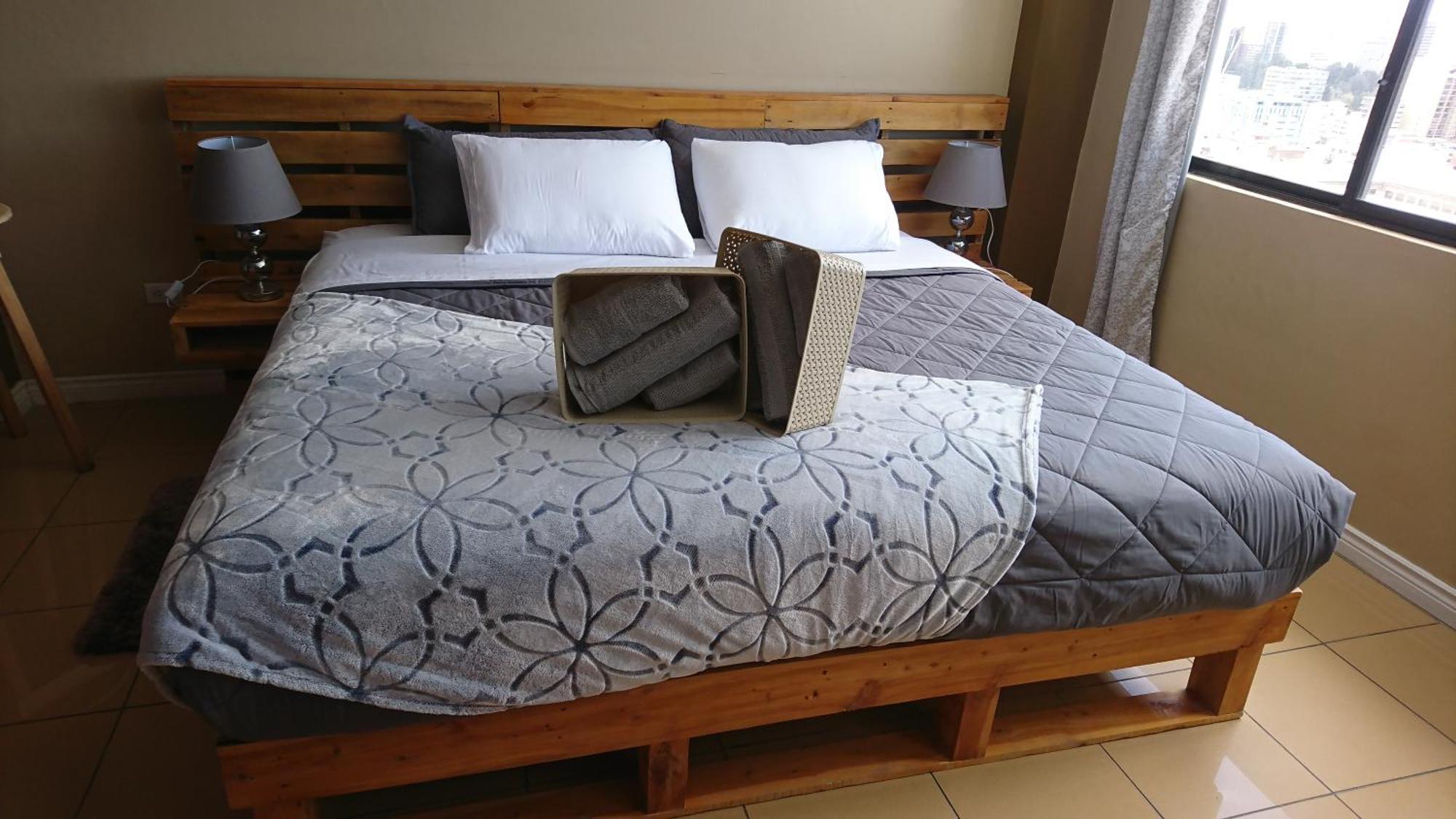 Hotel Tin House Quito Esterno foto